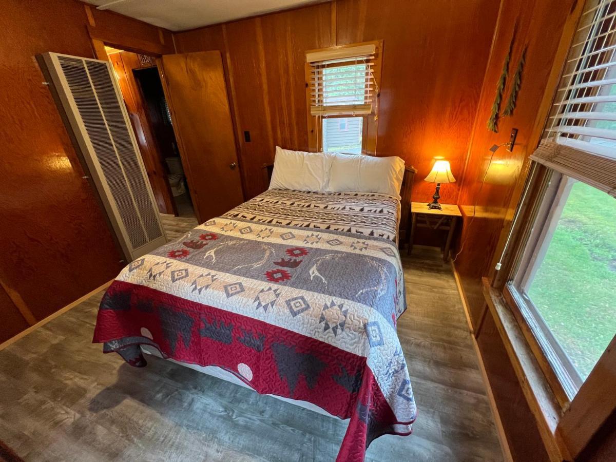 Adirondack Lake Cabins Hotel Indian Lake Buitenkant foto