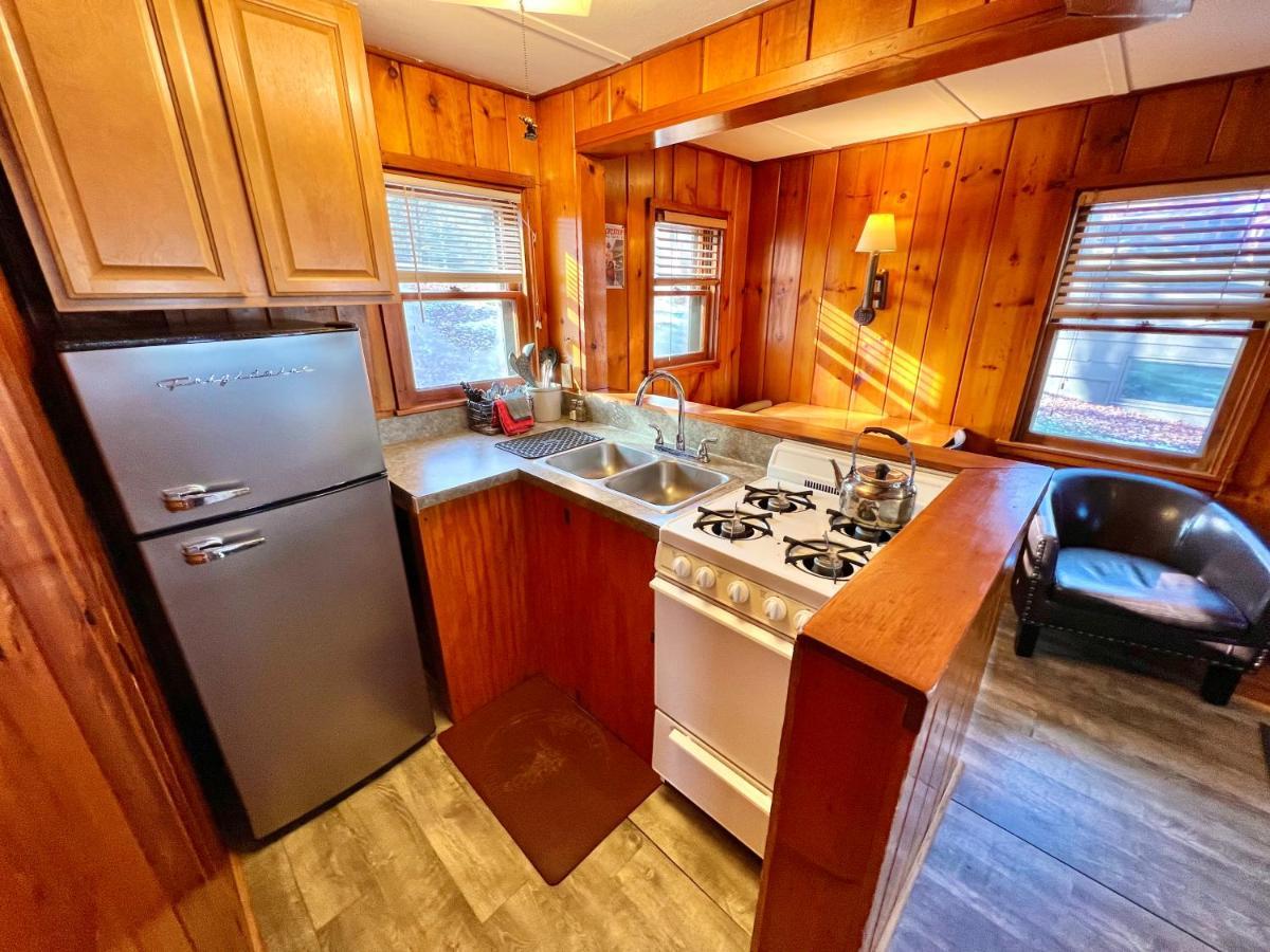 Adirondack Lake Cabins Hotel Indian Lake Buitenkant foto